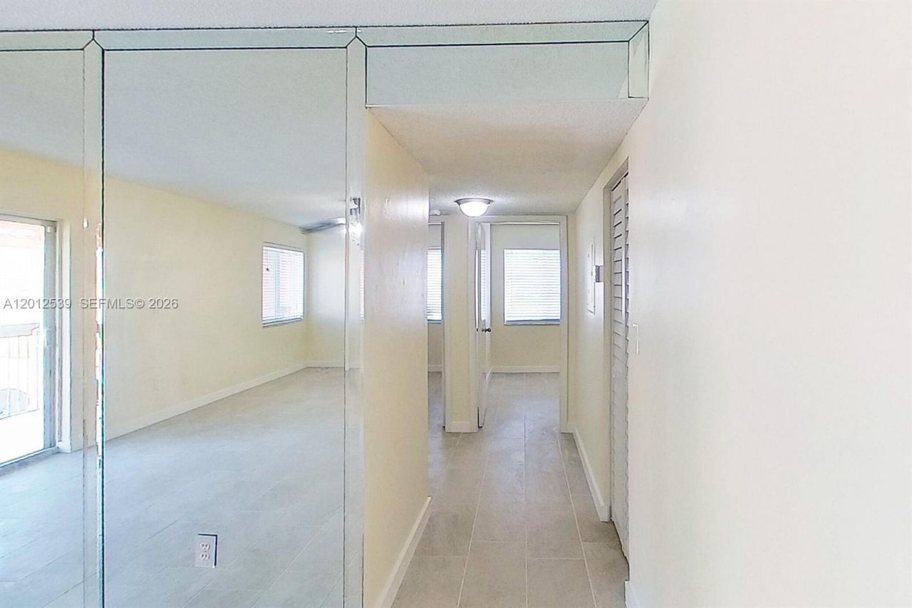 2020 NW 119th St , Unit 1121, Miami, FL 33167 Photo