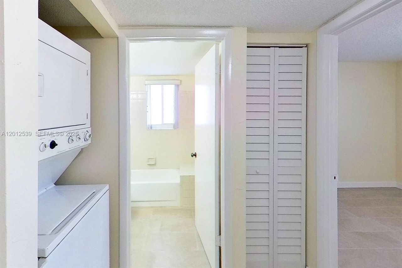 2020 NW 119th St , Unit 1121, Miami, FL 33167 Photo