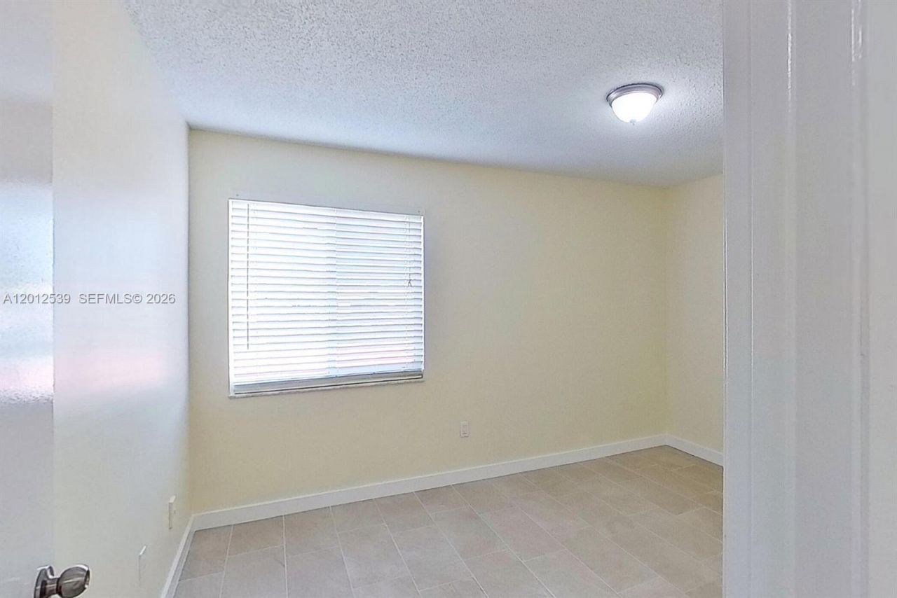 2020 NW 119th St , Unit 1121, Miami, FL 33167 Photo