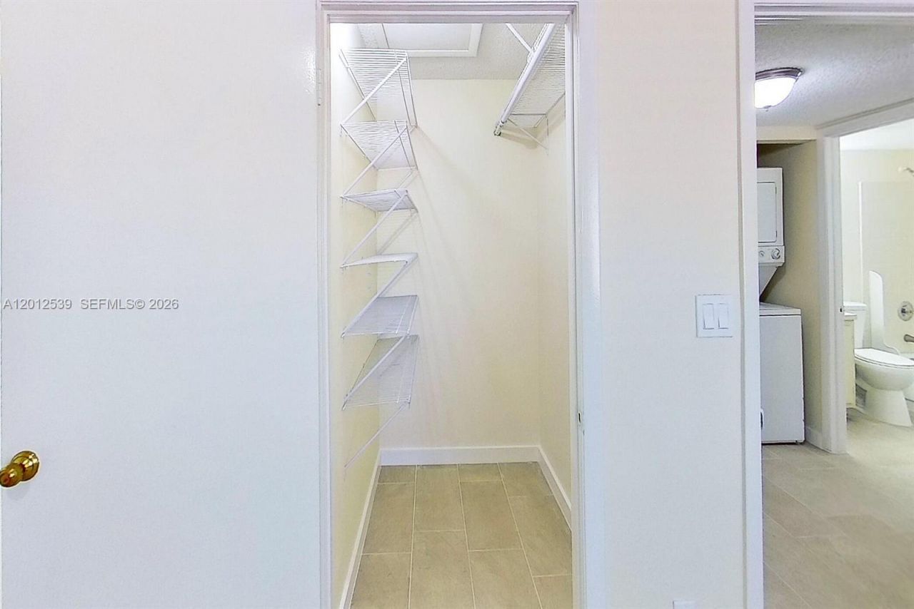 2020 NW 119th St , Unit 1121, Miami, FL 33167 Photo