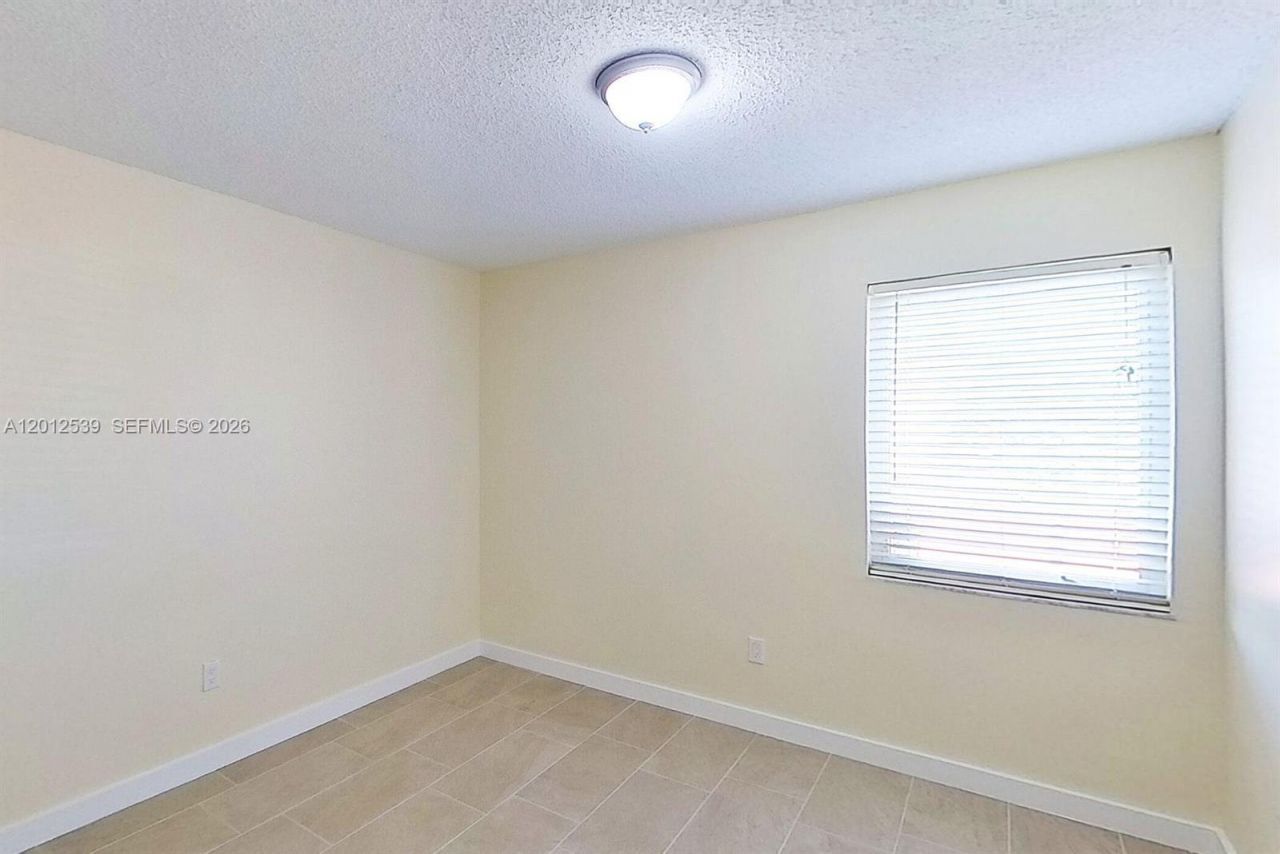 2020 NW 119th St , Unit 1121, Miami, FL 33167 Photo