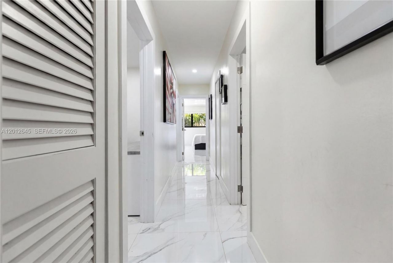 1549 Zuleta Ave , Coral Gables, FL 33146 Photo