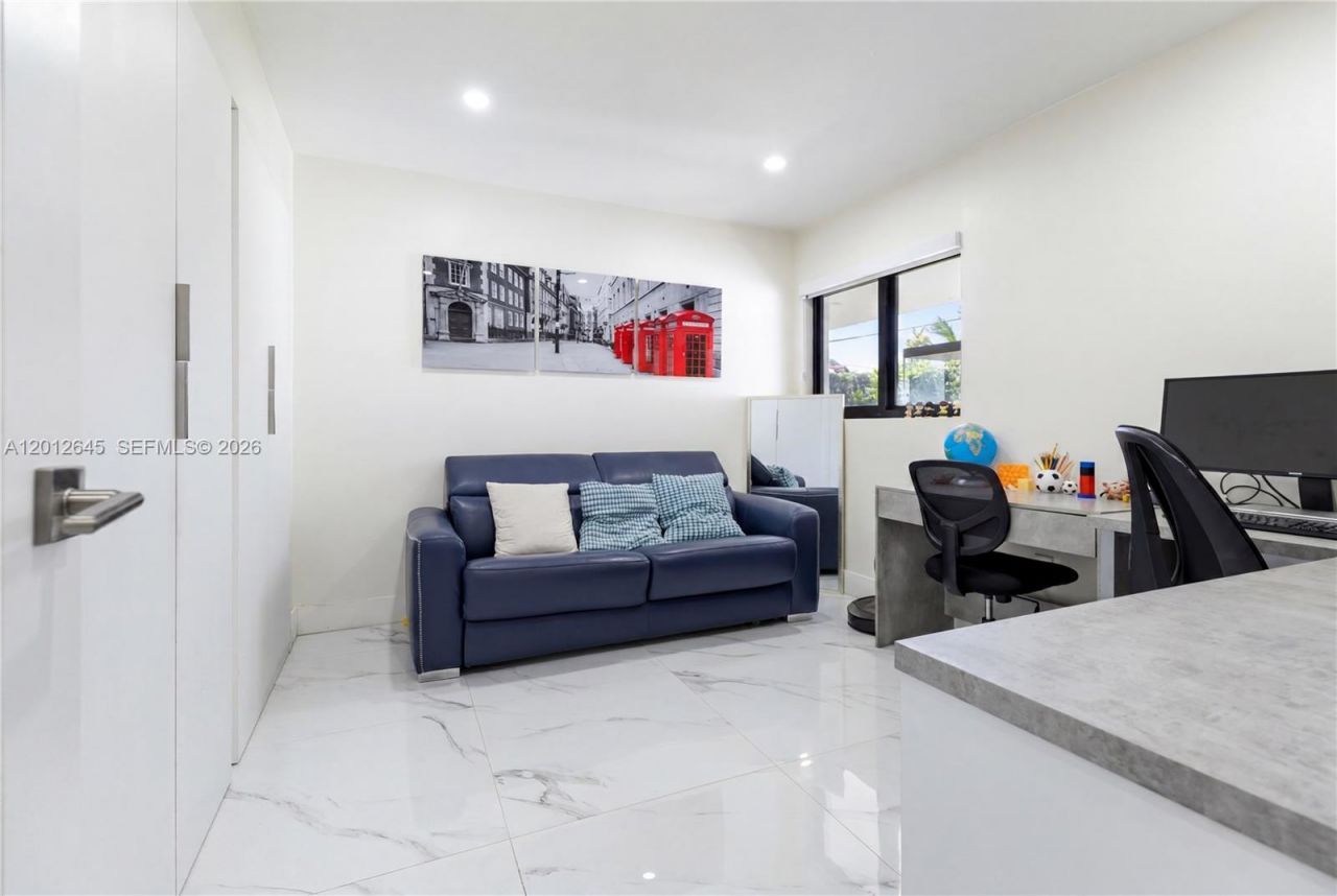 1549 Zuleta Ave , Coral Gables, FL 33146 Photo