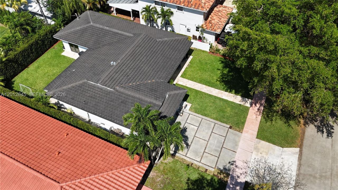1549 Zuleta Ave , Coral Gables, FL 33146 Photo