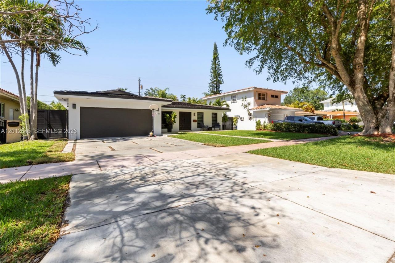 1549 Zuleta Ave , Coral Gables, FL 33146 Photo