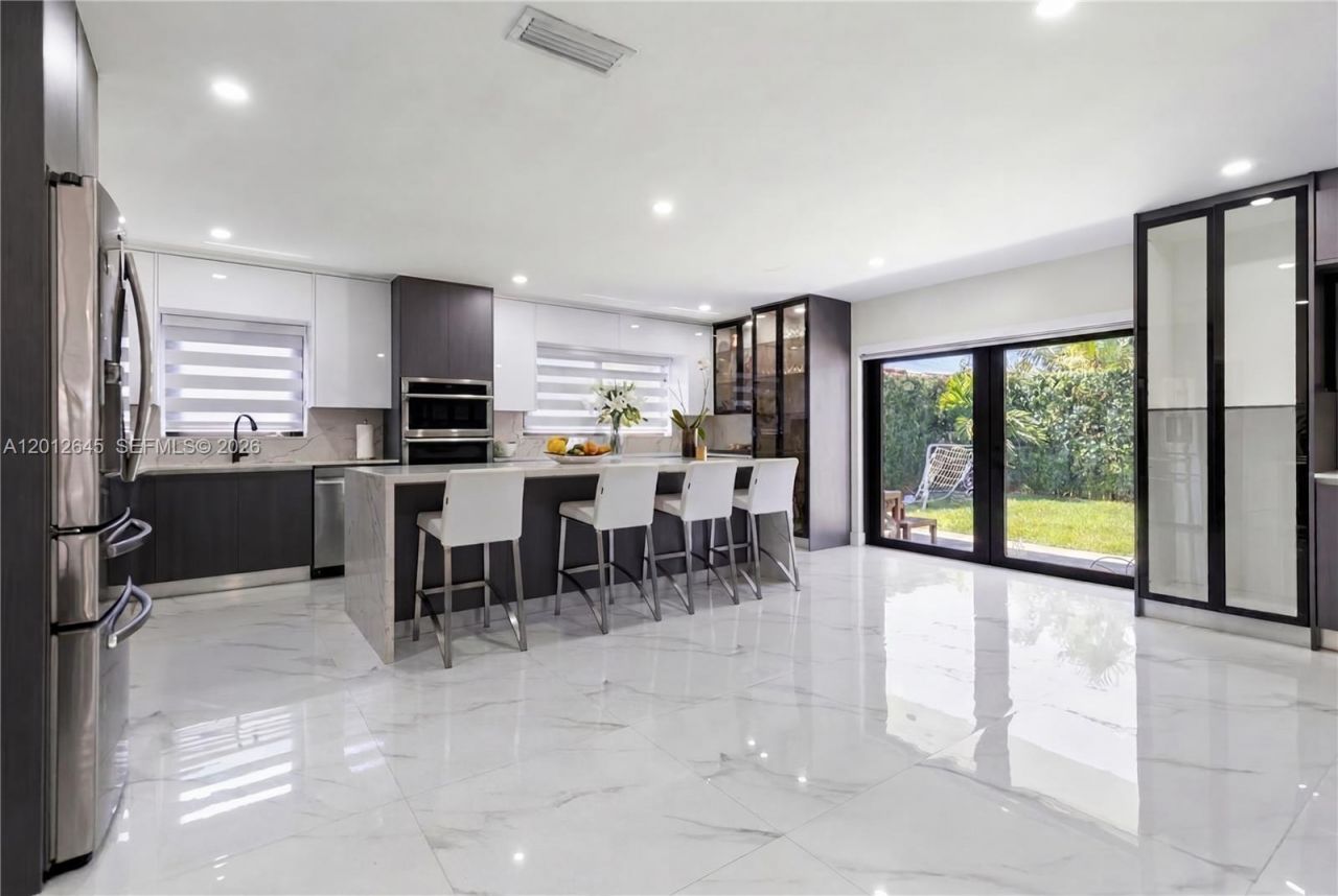 1549 Zuleta Ave , Coral Gables, FL 33146 Photo