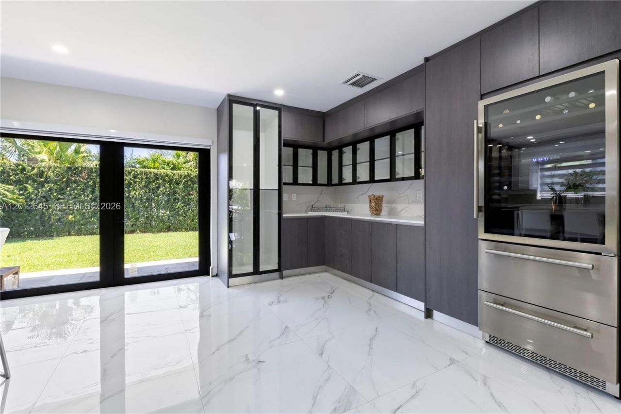 1549 Zuleta Ave , Coral Gables, FL 33146 Photo