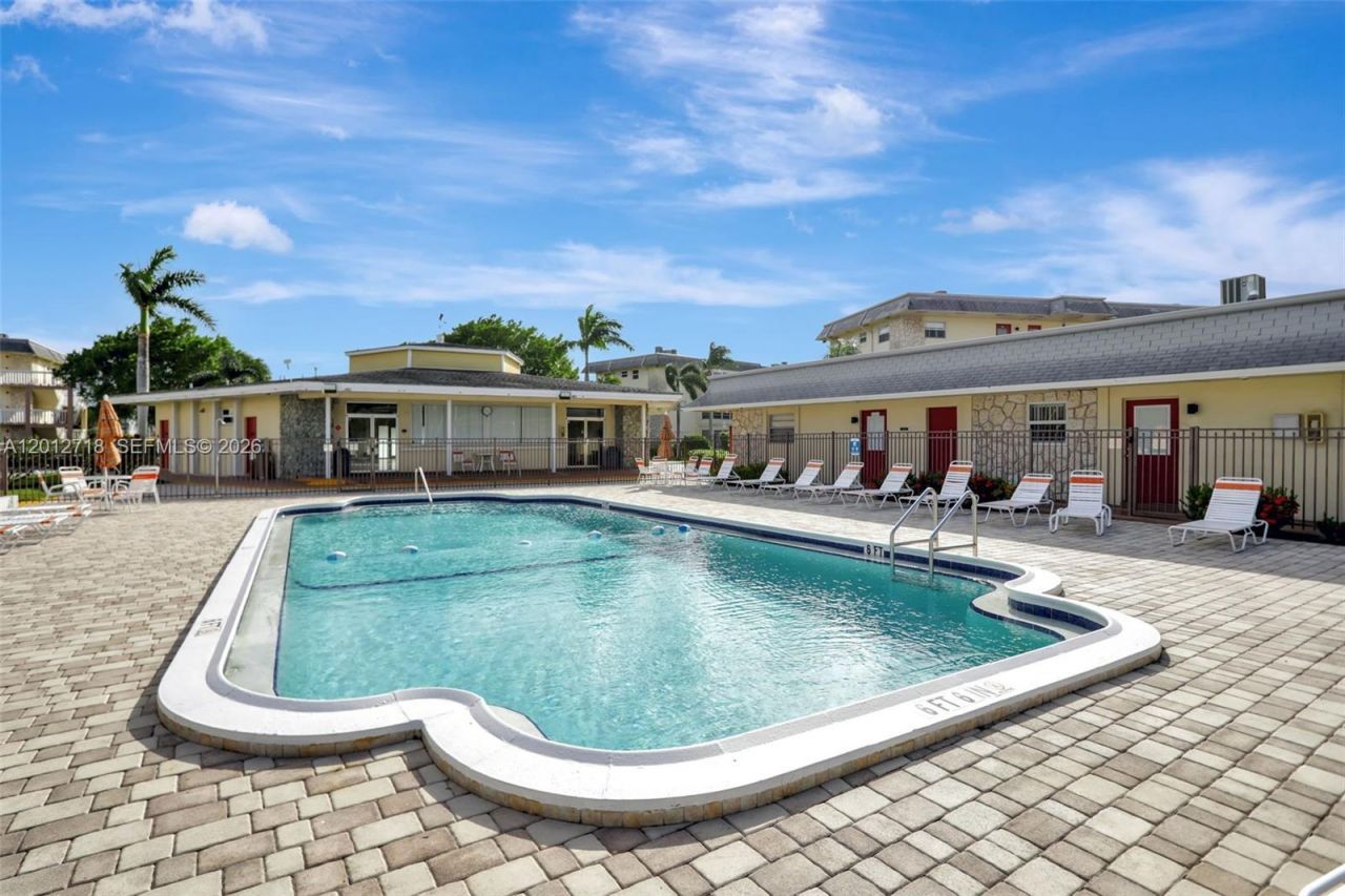 4451 NW 16th St , Unit K208, Lauderhill, FL 33313 Photo