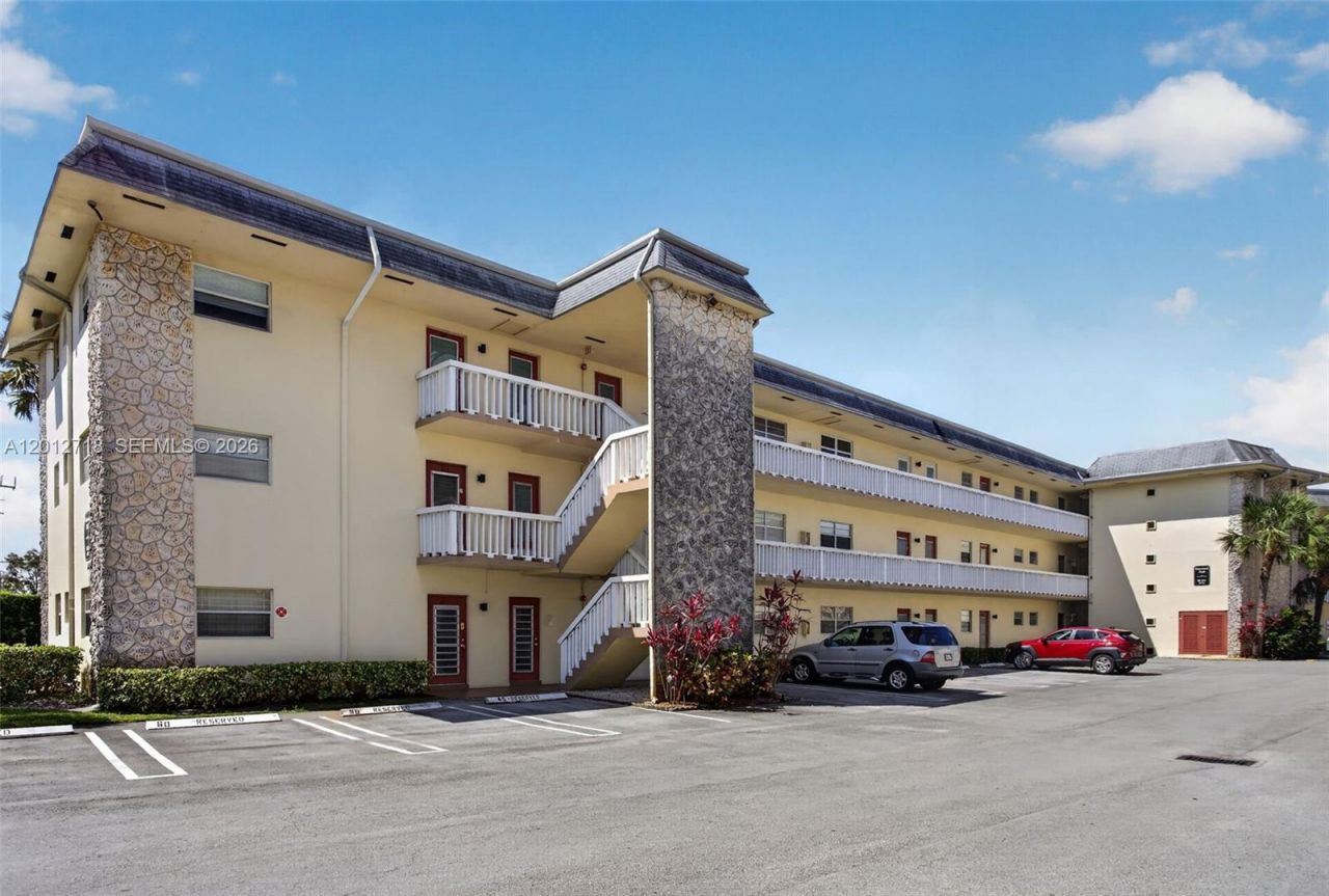 4451 NW 16th St , Unit K208, Lauderhill, FL 33313 Photo