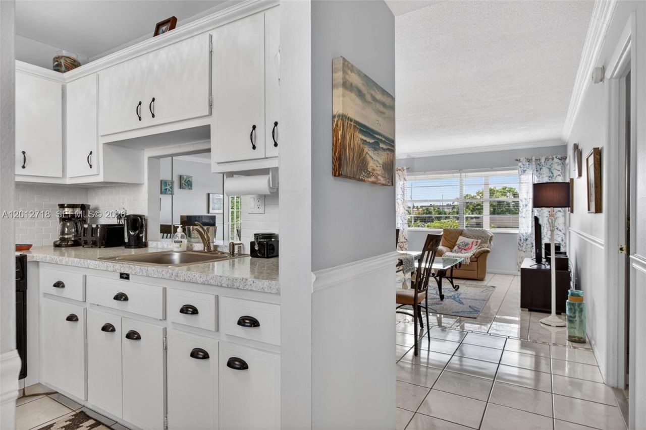 4451 NW 16th St , Unit K208, Lauderhill, FL 33313 Photo