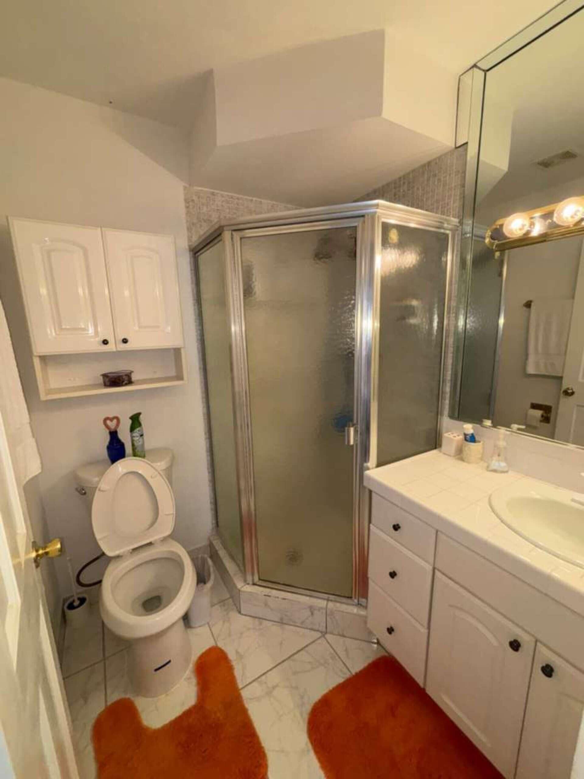 4706 NW 36th St, Unit 605, Lauderdale Lakes, FL 33319 Photo