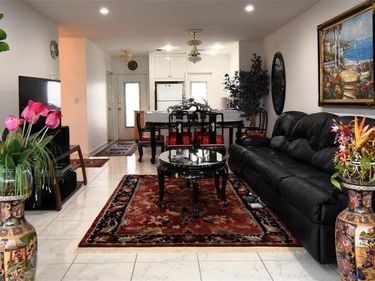 4706 NW 36th ST, Unit 605, lauderdale lakes, FL 33319