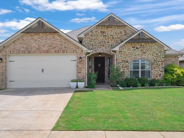337 Kingdom Boulevard, Lindale, TX 75771