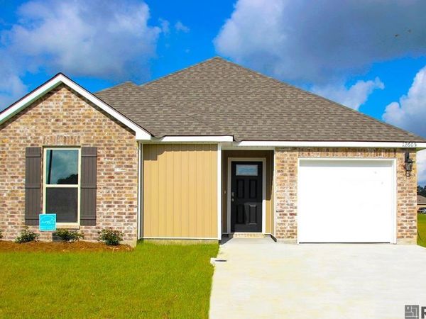 12605 Foxglove Ave, Walker, LA 70785