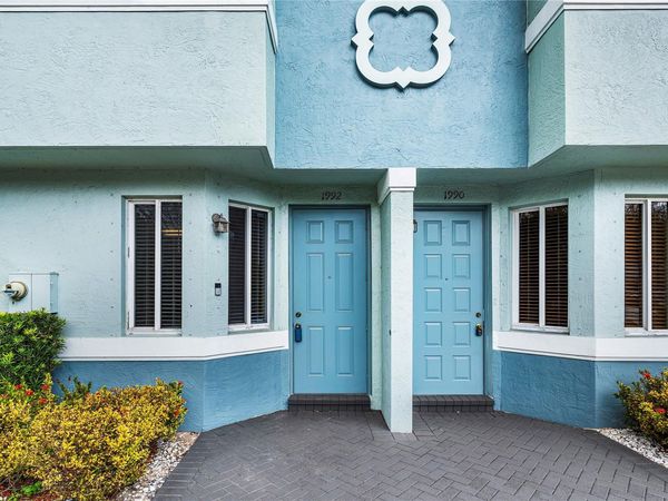 1992 Alamanda Way, Riviera Beach, FL 33404