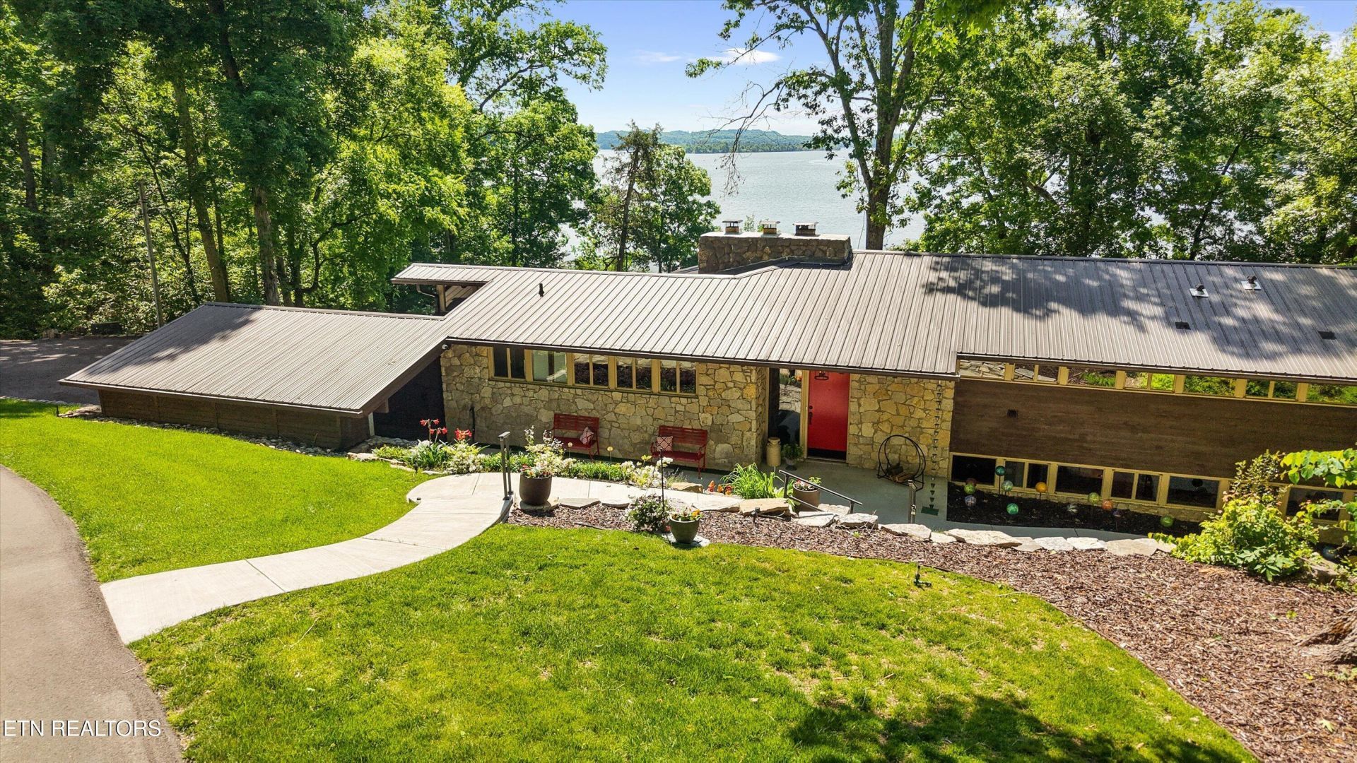 143 Old James Ferry Rd, Kingston, TN 37763 Main Photo