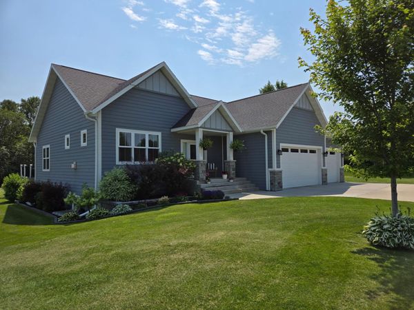 1837 Spruce Grove Trail , Detroit Lakes, MN 56501