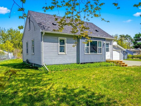 2 Park Drive W, Circle Pines, MN 55014