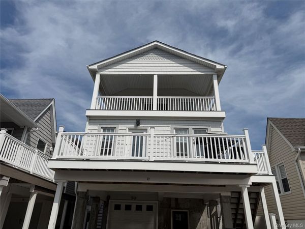 72 Florida Street , Long Beach, NY 11561