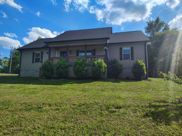 8447 Epperson Springs Rd , Westmoreland, TN 37186