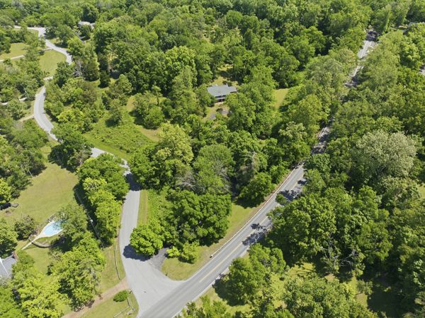 714 Sneed Rd W, Franklin, TN 37069