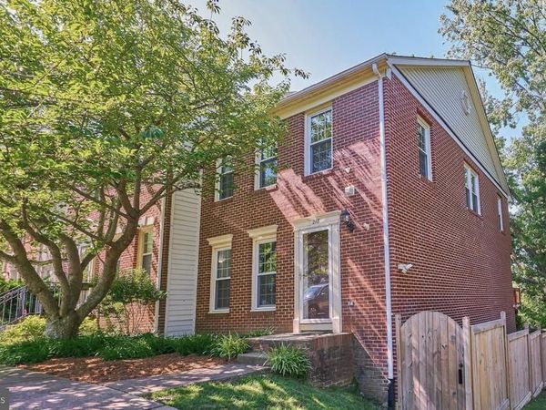 218 ELLSWORTH STREET, ALEXANDRIA, VA 22314