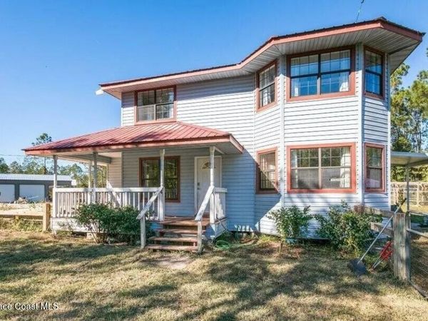 153 Pioneer Trail , Palatka, FL 32177