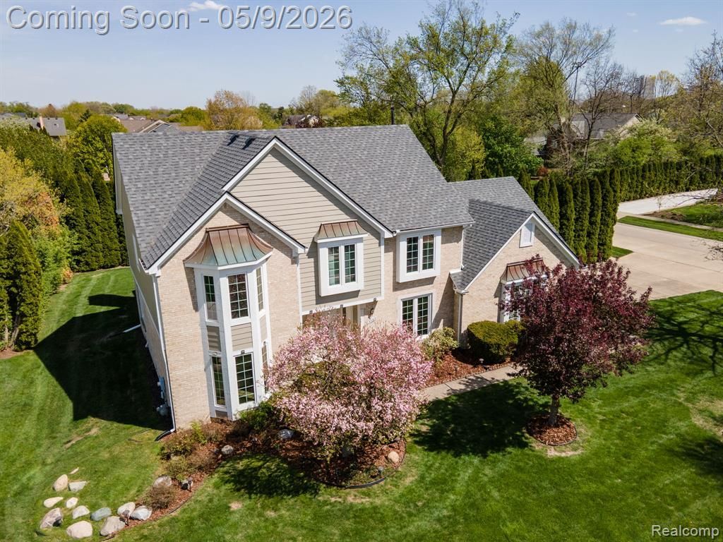 3862 Stone Haven Drive, Troy, MI 48084 Main Photo