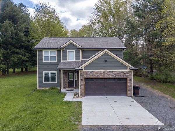 11913 Tuttle Hill Road, Augusta Township, Mi 48191