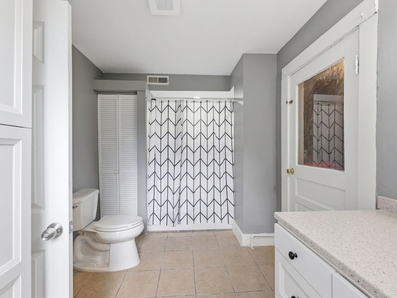 44 E 4th Street , London, OH 43140 Photo 15