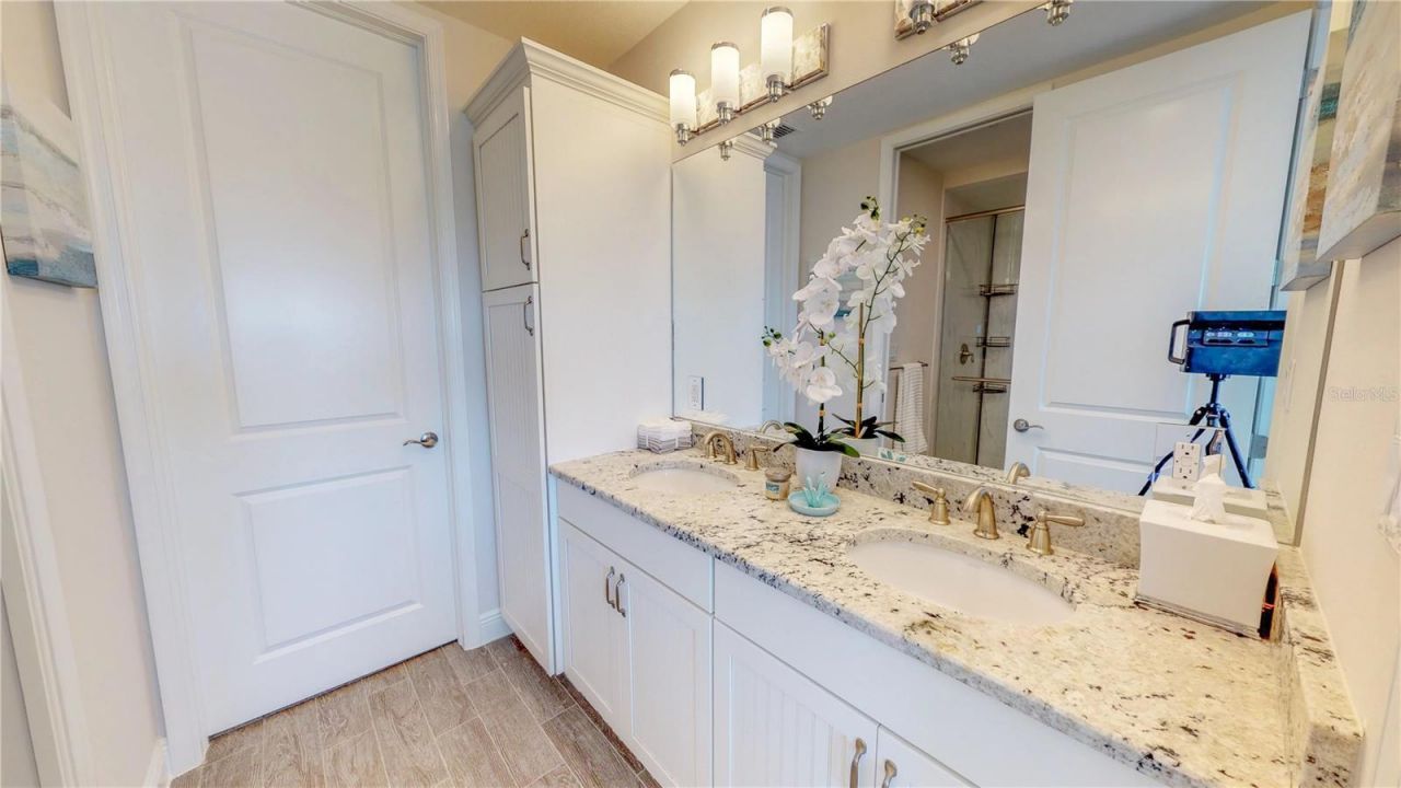387 Aruba Circle , Unit 103, Bradenton, FL 34209 Photo
