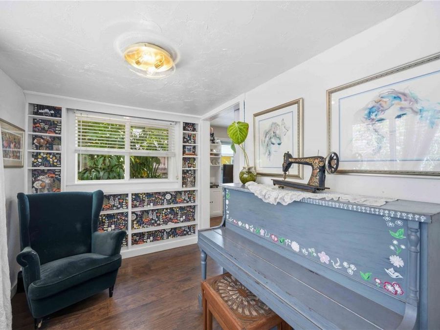 Property Image 5