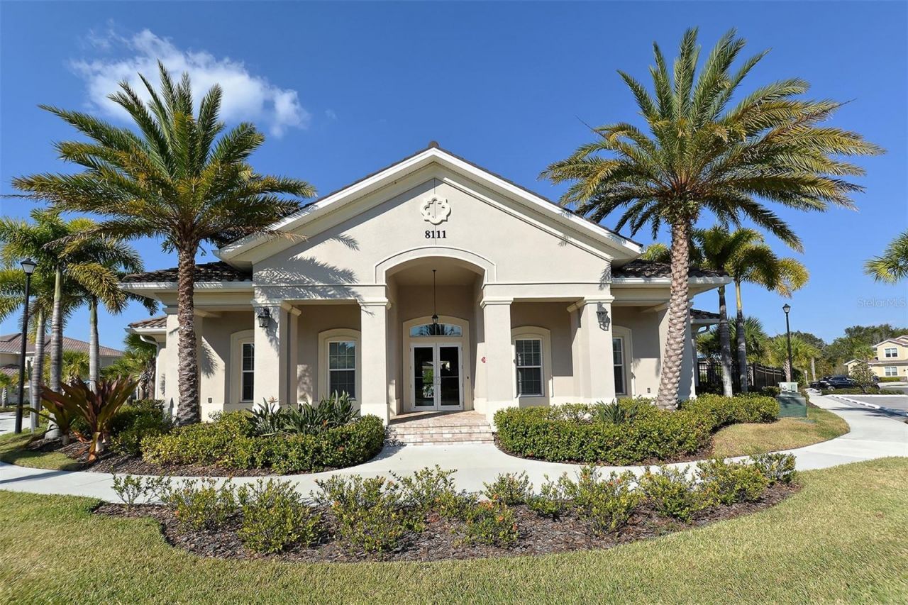 2858 Oriole Drive , Sarasota, FL 34243 Photo