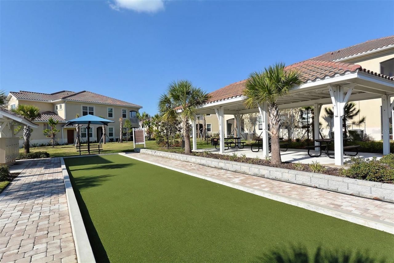 2858 Oriole Drive , Sarasota, FL 34243 Photo