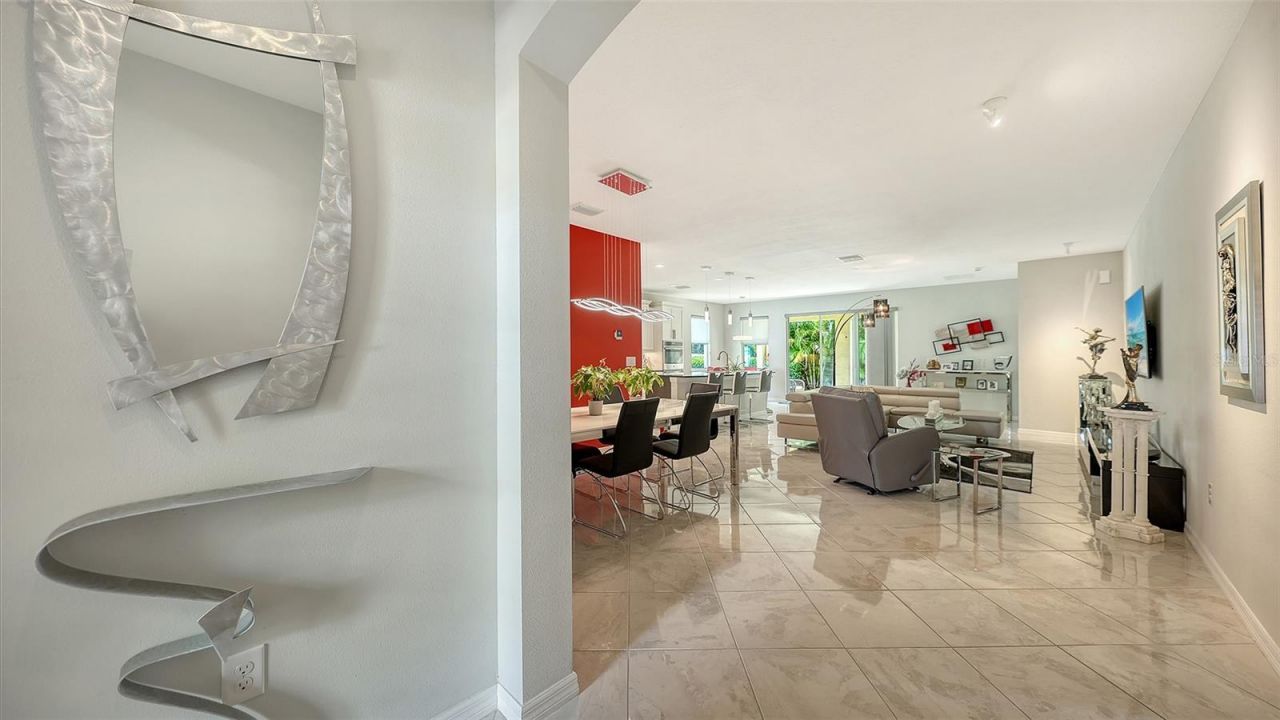 2858 Oriole Drive , Sarasota, FL 34243 Photo