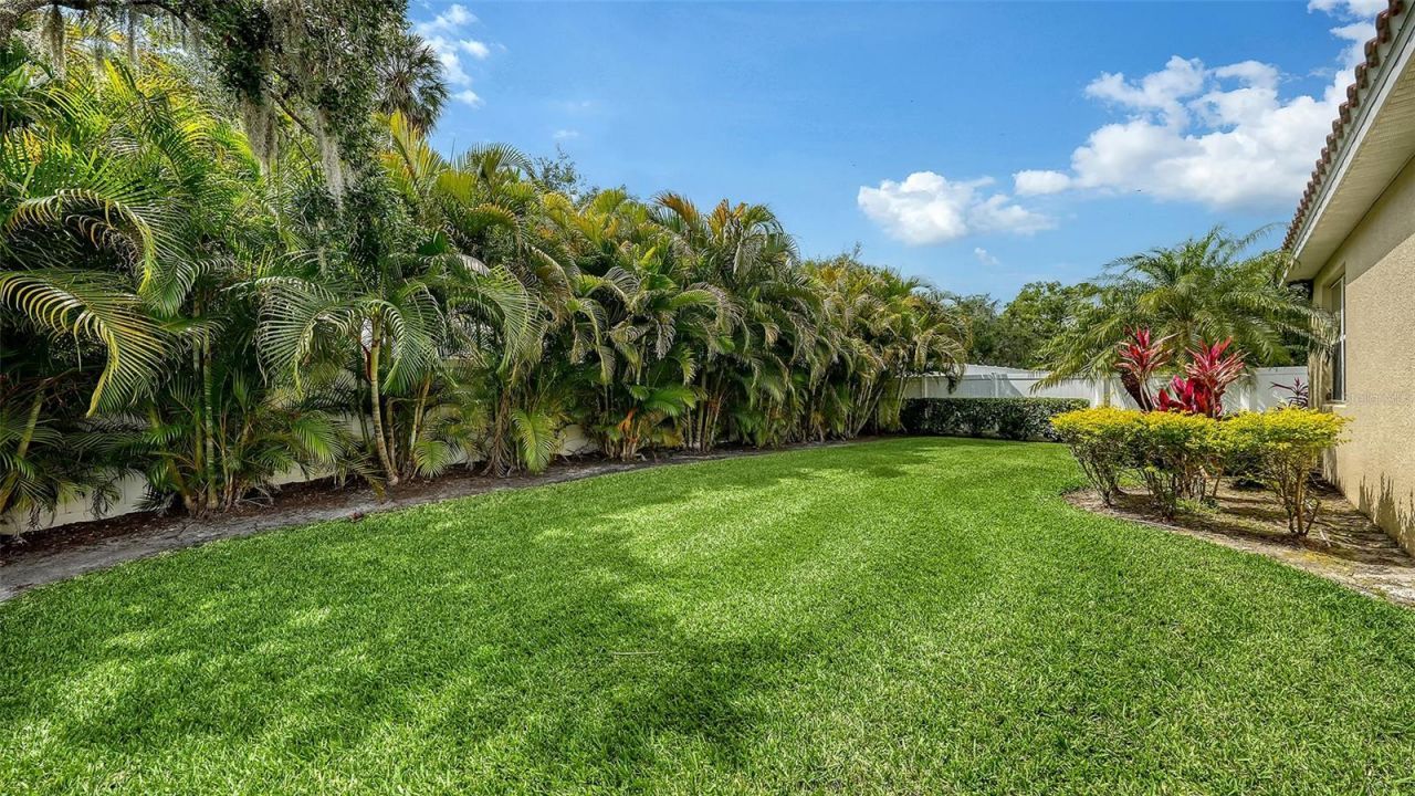 2858 Oriole Drive , Sarasota, FL 34243 Photo