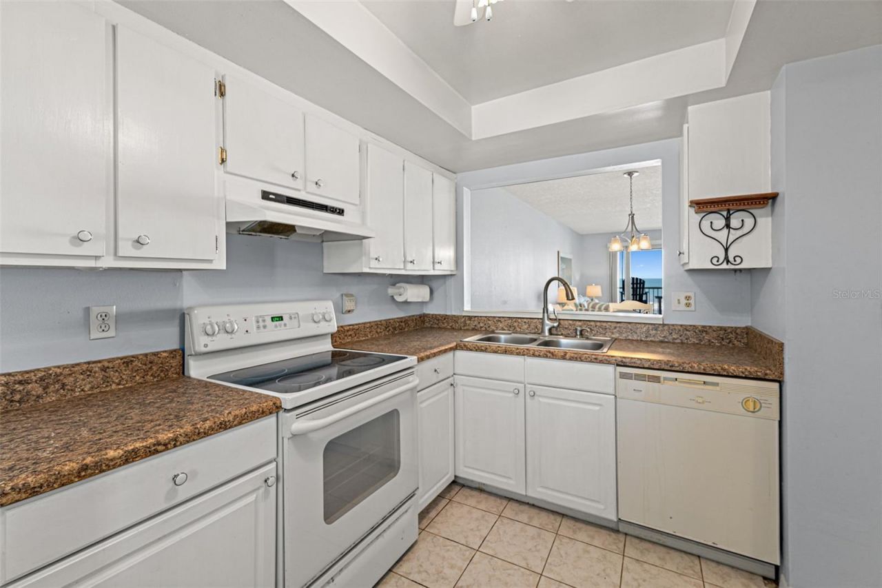 1415 N Highway A1a, Unit 402, Indialantic, FL 32903 Photo