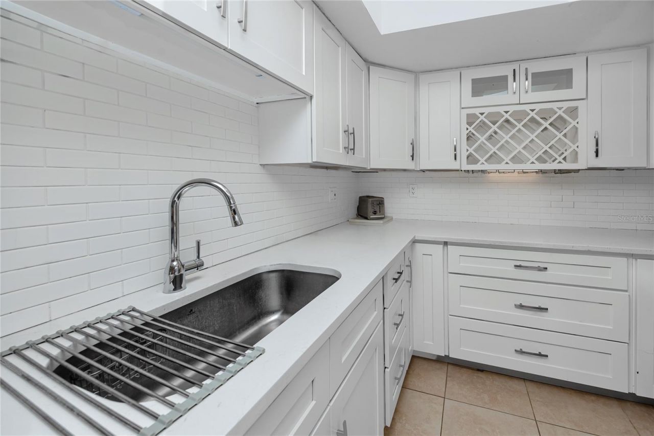 3139 38th Street S, Unit A, Saint Petersburg, FL 33711 Photo