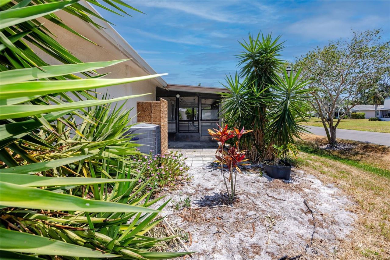 3139 38th Street S, Unit A, Saint Petersburg, FL 33711 Photo