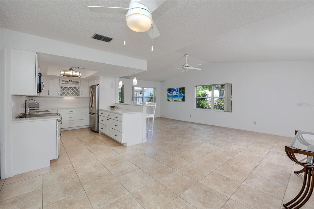 3139 38th Street S, Unit A, Saint Petersburg, FL 33711 Photo