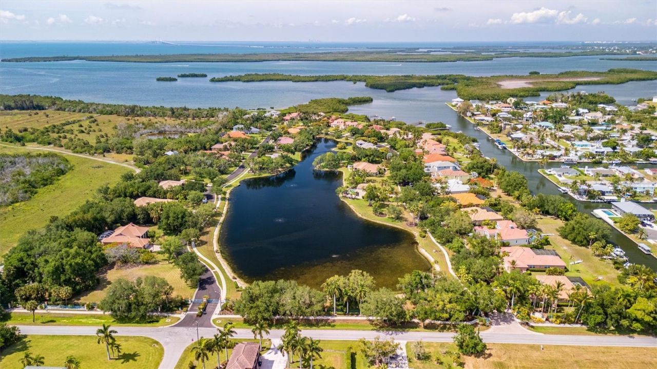 1846 Amberwynd Circle W, Palmetto, FL 34221 Photo
