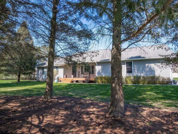 888 Clyde Lee, Traverse City, MI 49696