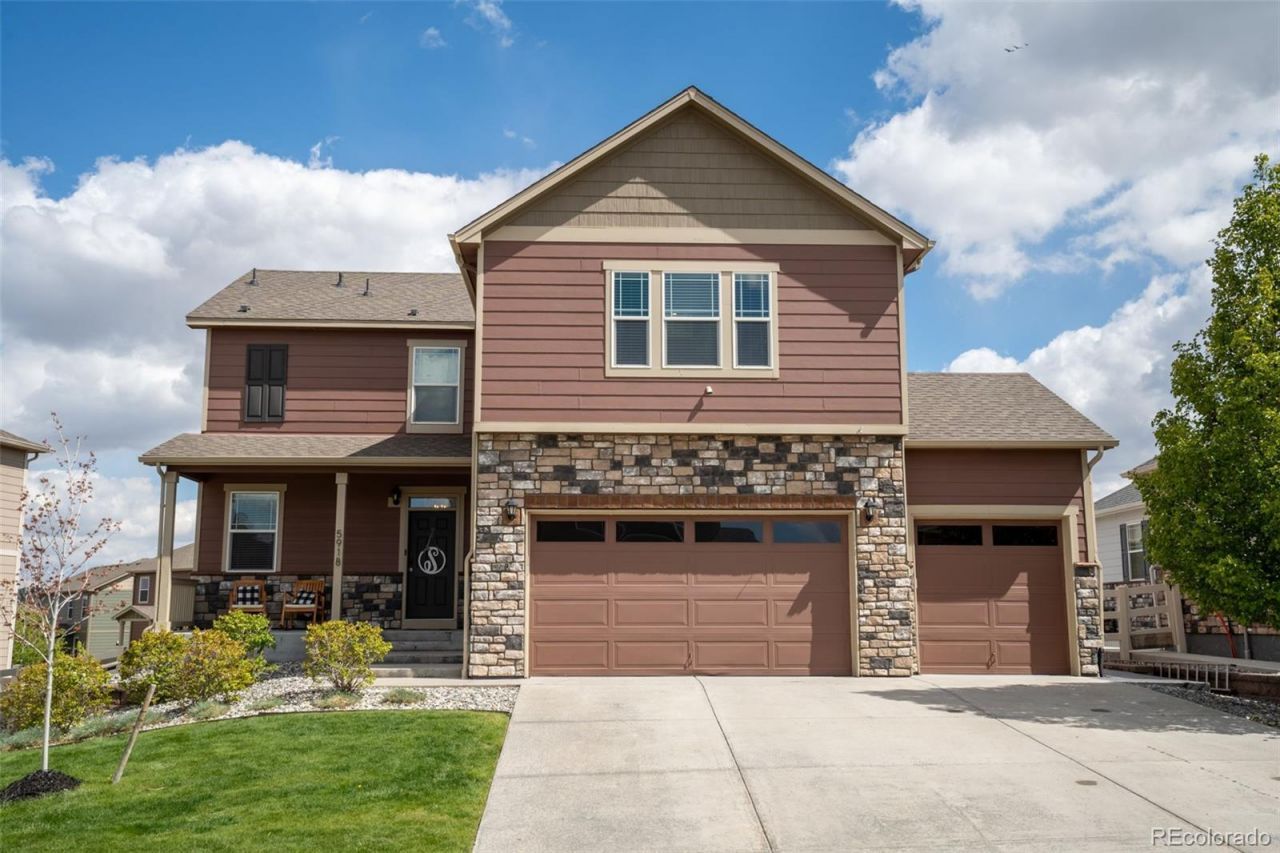 5918 Point Rider Circle, Castle Rock, CO 80104 Main Photo
