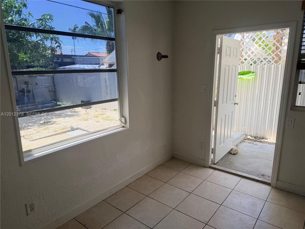 3620 NW 19th St , Unit 3, Miami, FL 33125 Photo