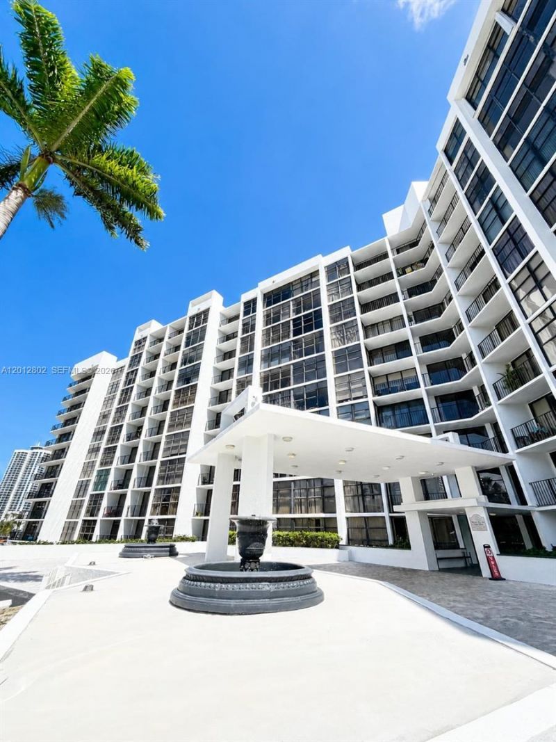 200 Leslie Dr, Unit 624, Hallandale Beach, FL 33009 Photo