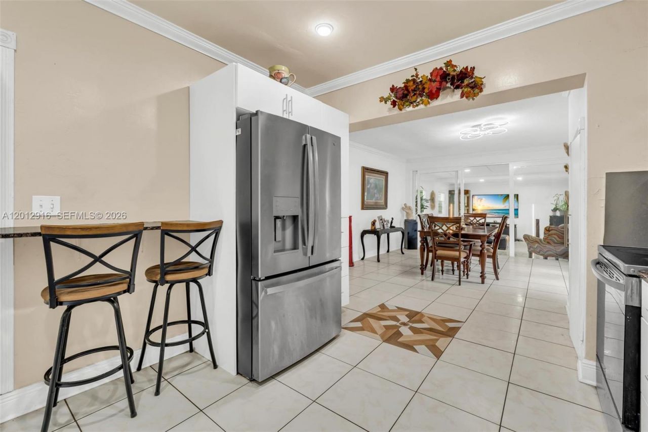 79 NW 143rd St, Miami, FL 33168 Photo