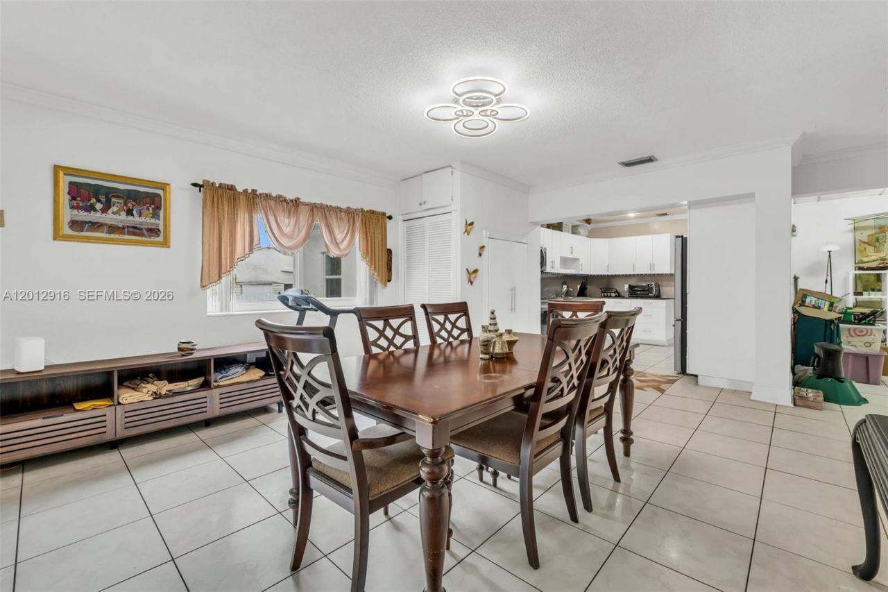 79 NW 143rd St, Miami, FL 33168 Photo