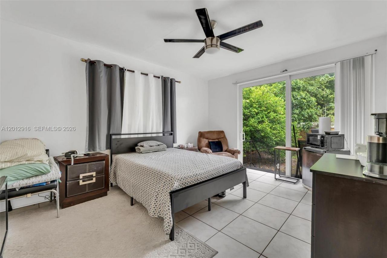 79 NW 143rd St, Miami, FL 33168 Photo