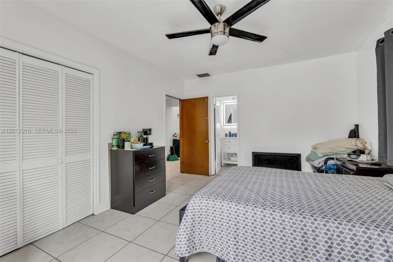 79 NW 143rd St, Miami, FL 33168 Photo