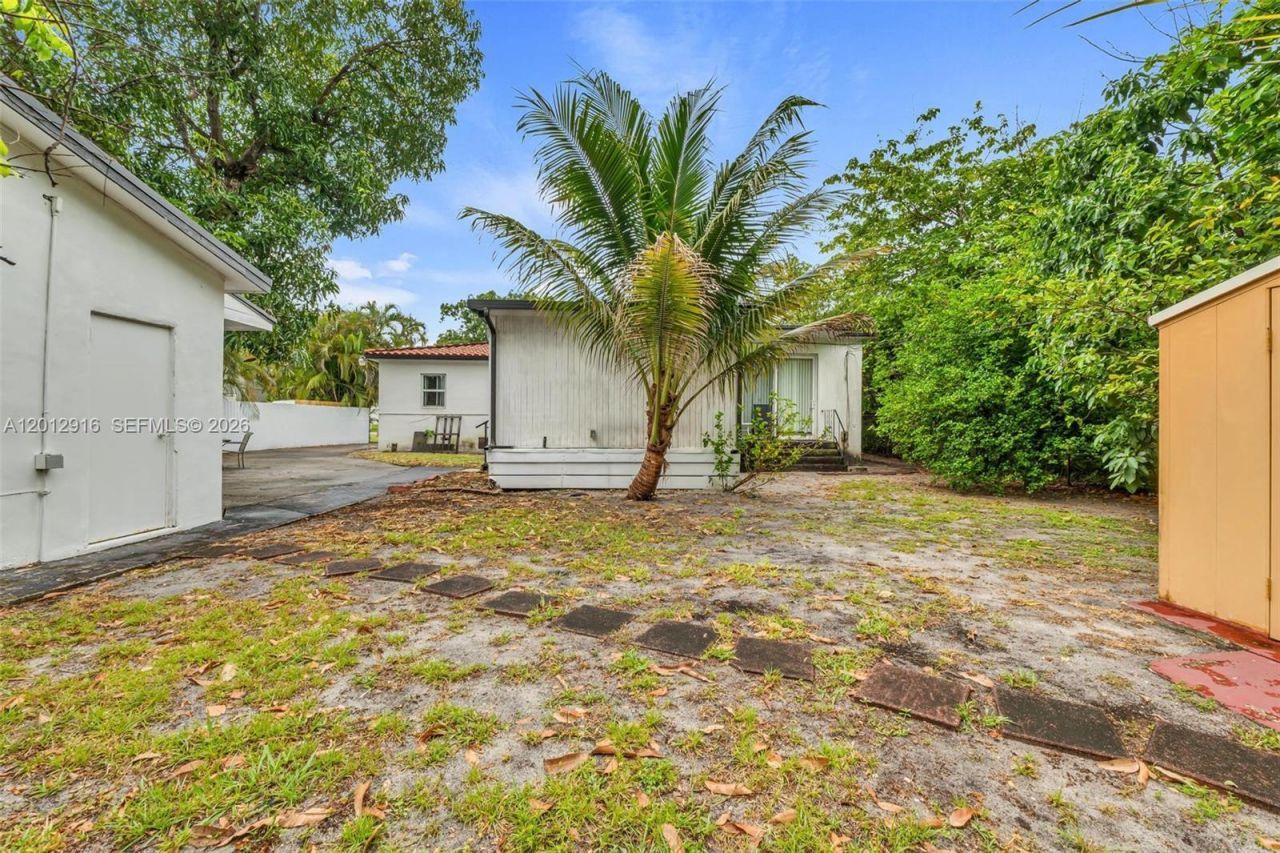 79 NW 143rd St, Miami, FL 33168 Photo